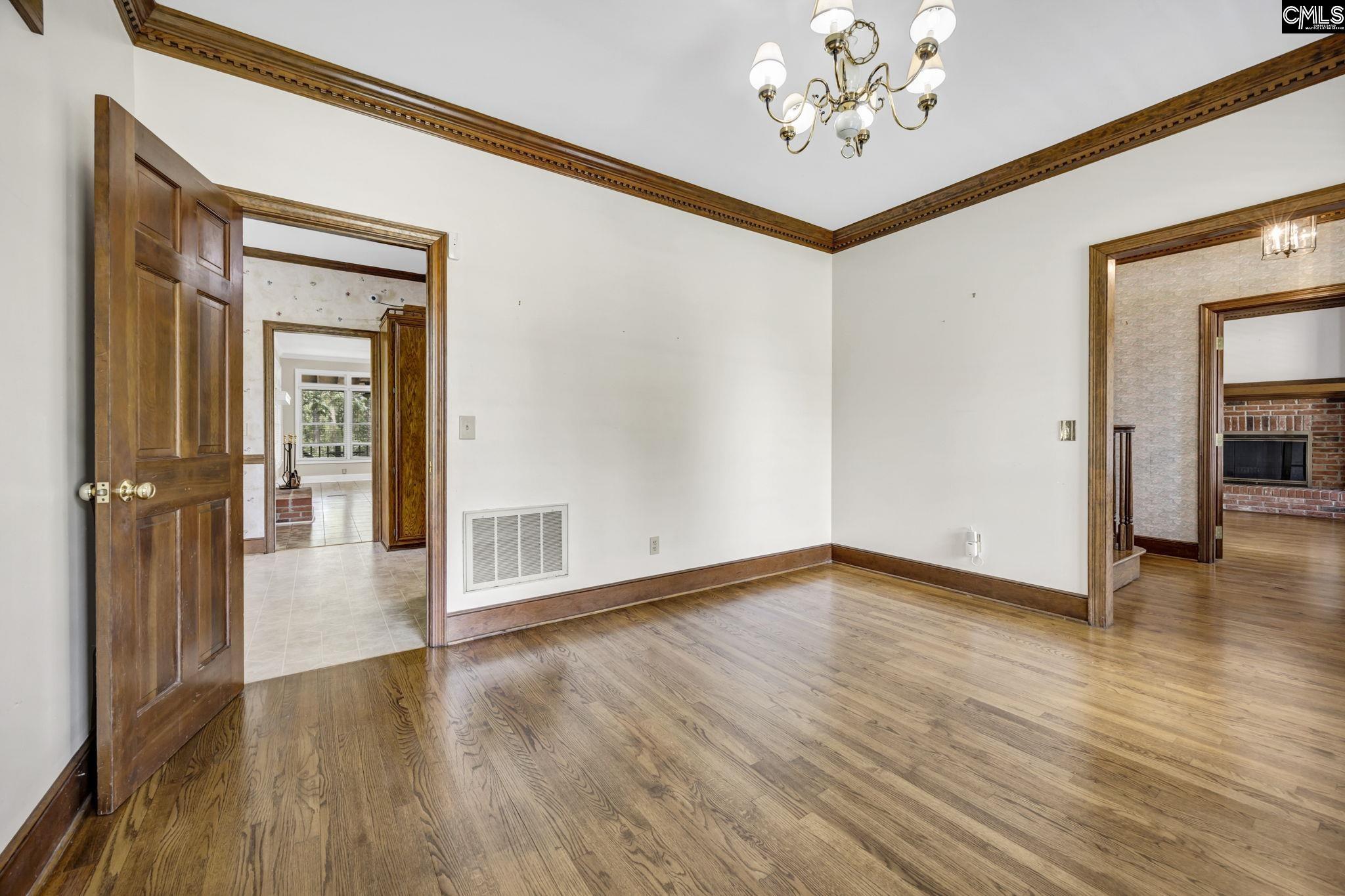 329 Valley Springs Drive Columbia, SC 29223