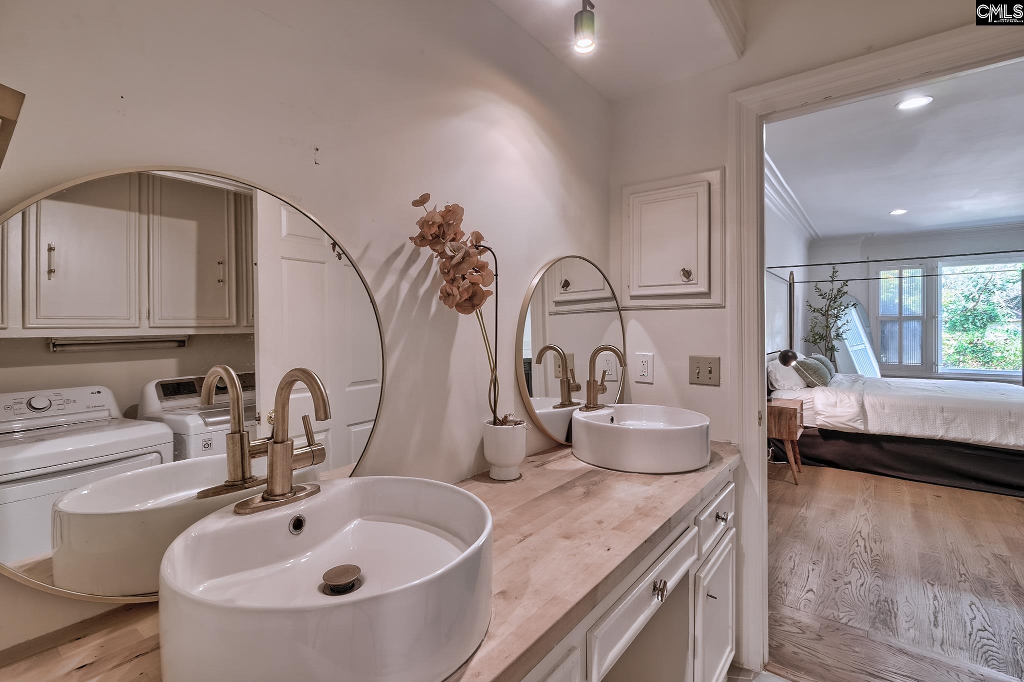 28 Quinine Hill Columbia, SC 29204