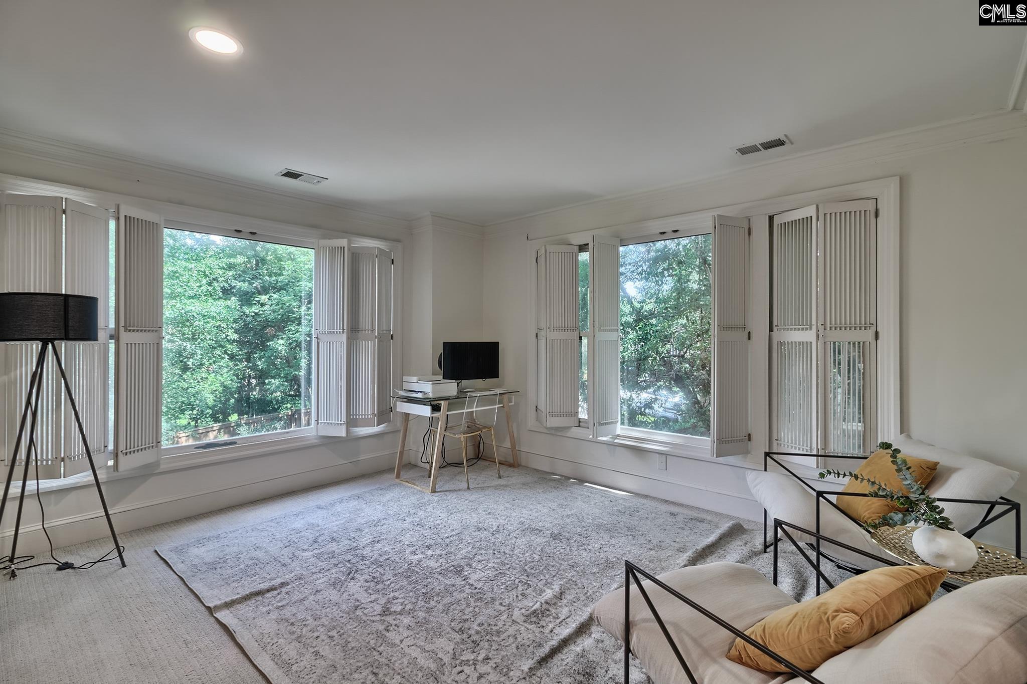 28 Quinine Hill Columbia, SC 29204