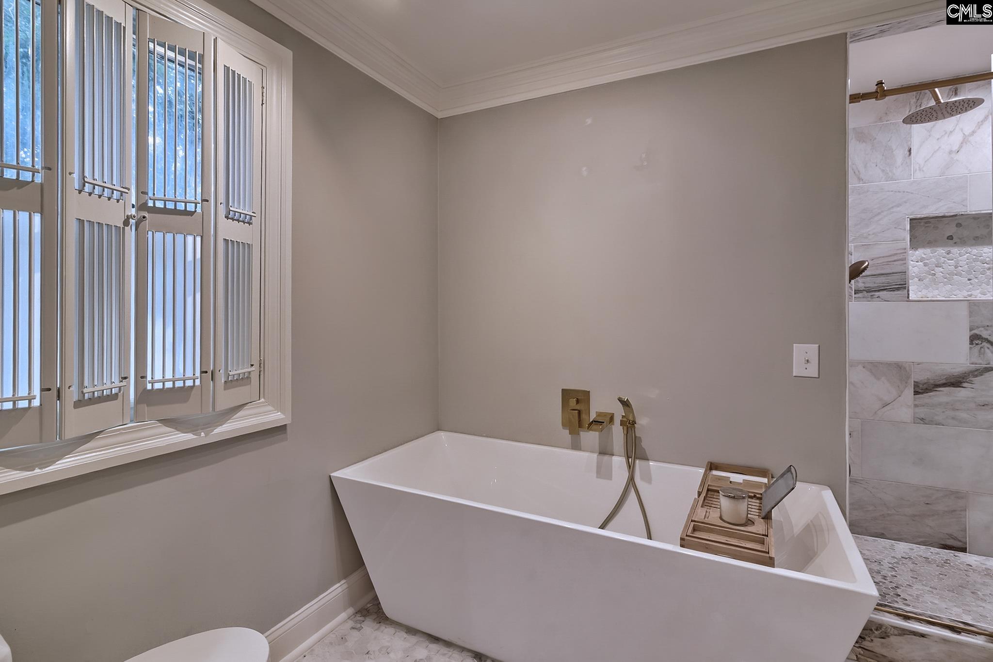 28 Quinine Hill Columbia, SC 29204