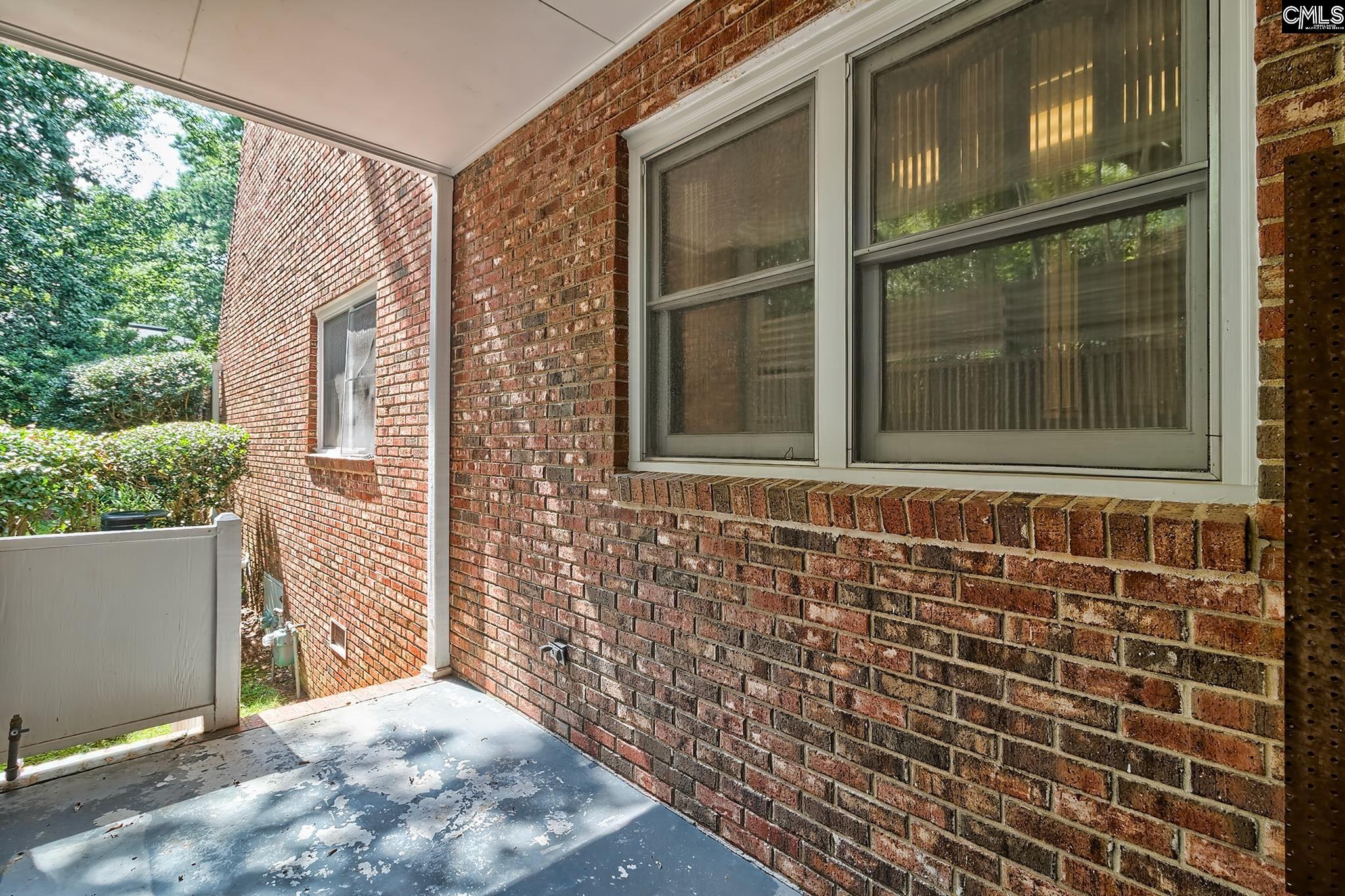 28 Quinine Hill Columbia, SC 29204