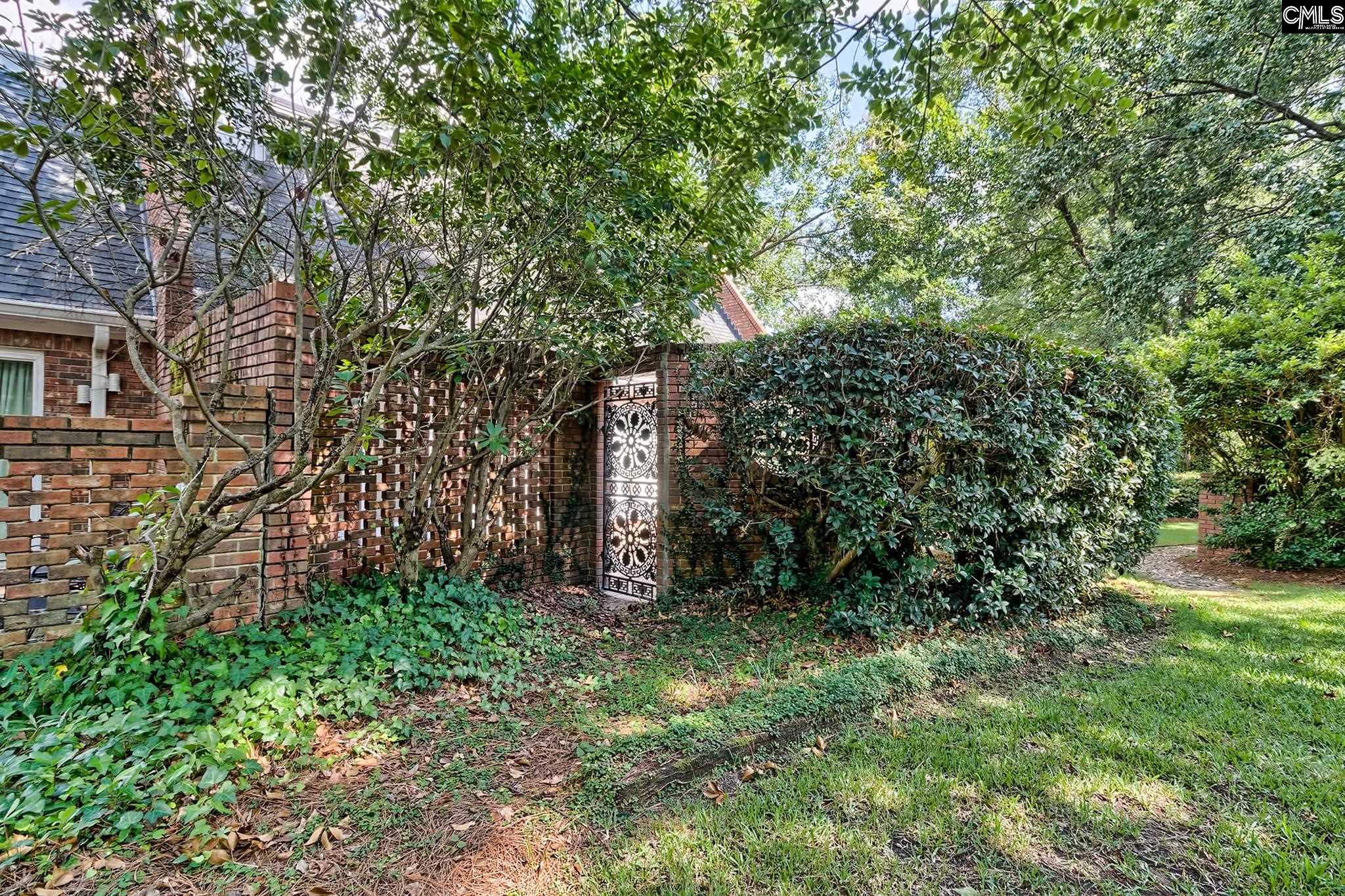 28 Quinine Hill Columbia, SC 29204