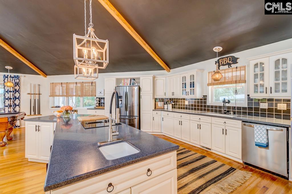 141 Meredith Drive Eutawville, SC 29048
