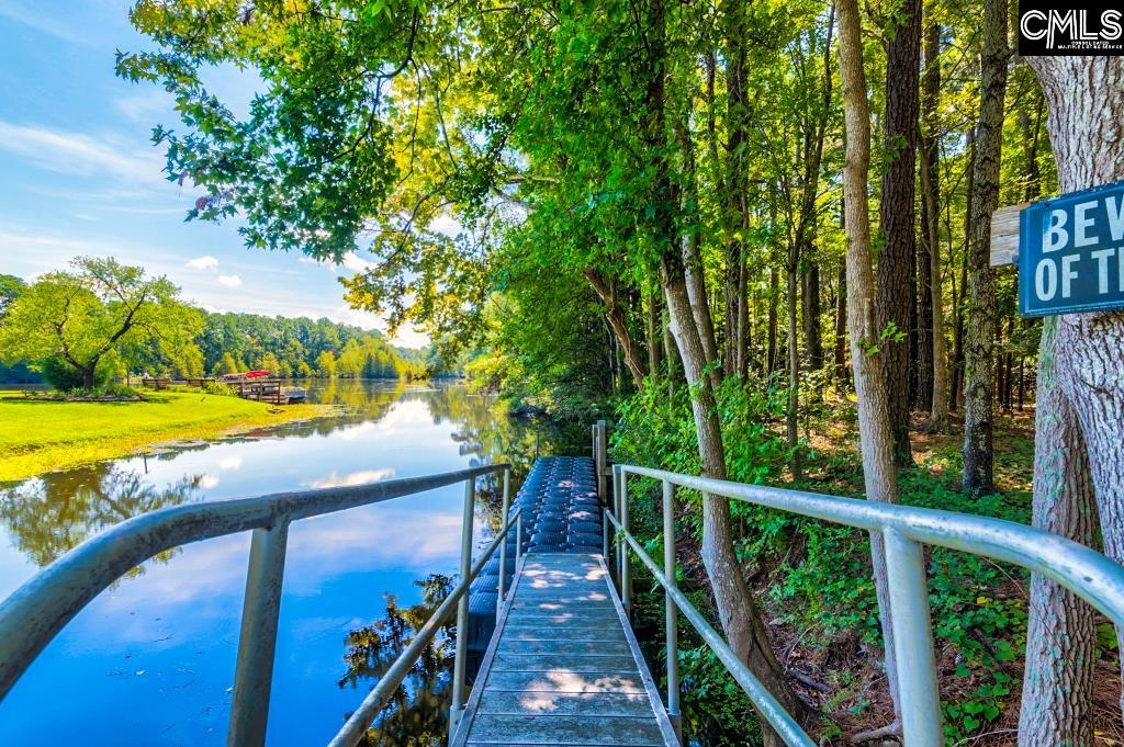 141 Meredith Drive Eutawville, SC 29048