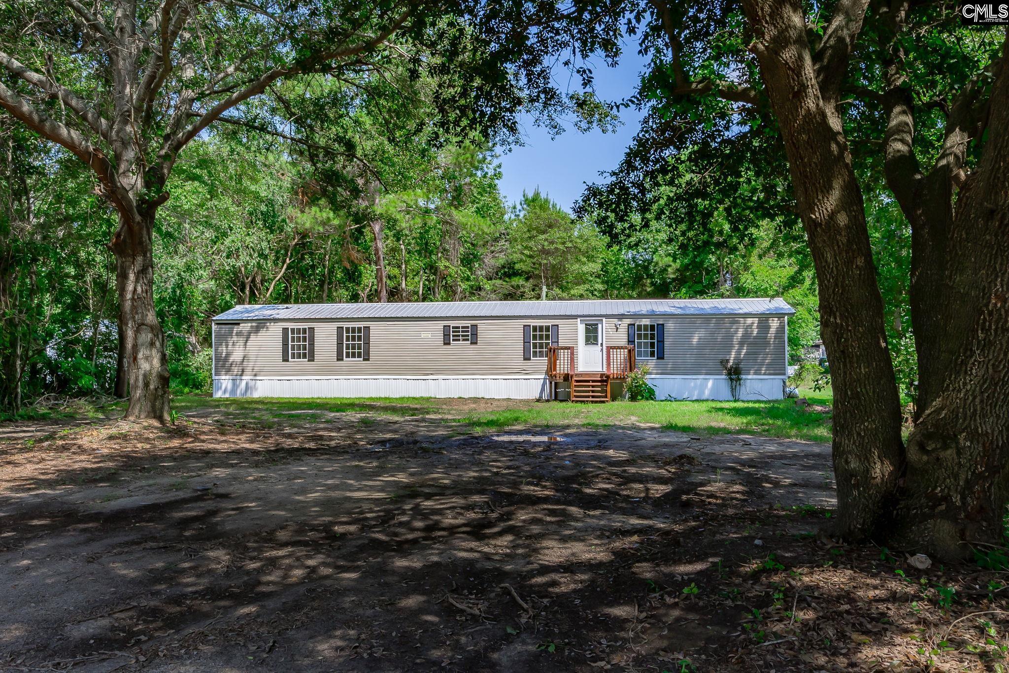 1527 Middlepen Road Orangeburg, SC 29115