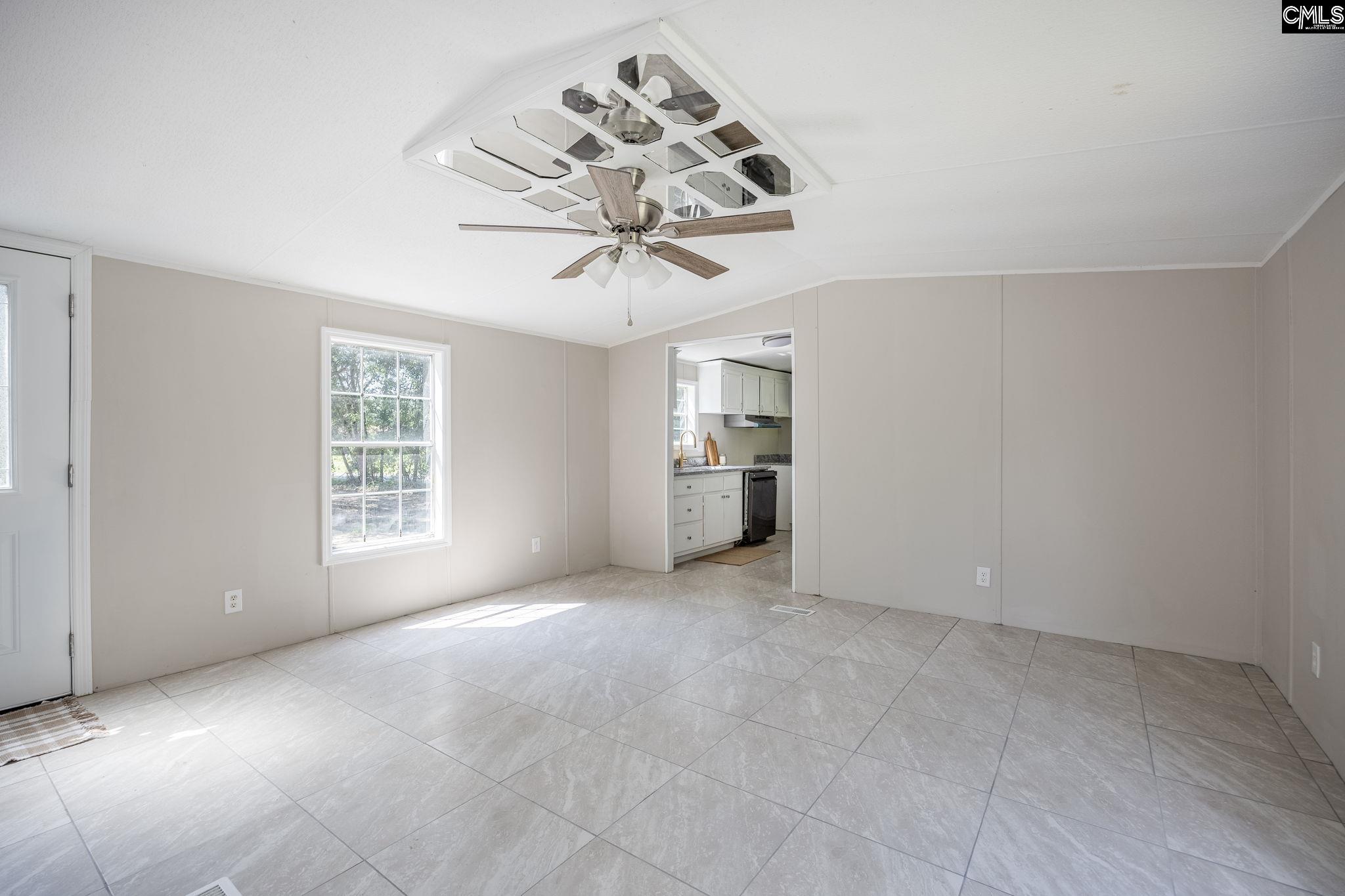 1527 Middlepen Road Orangeburg, SC 29115