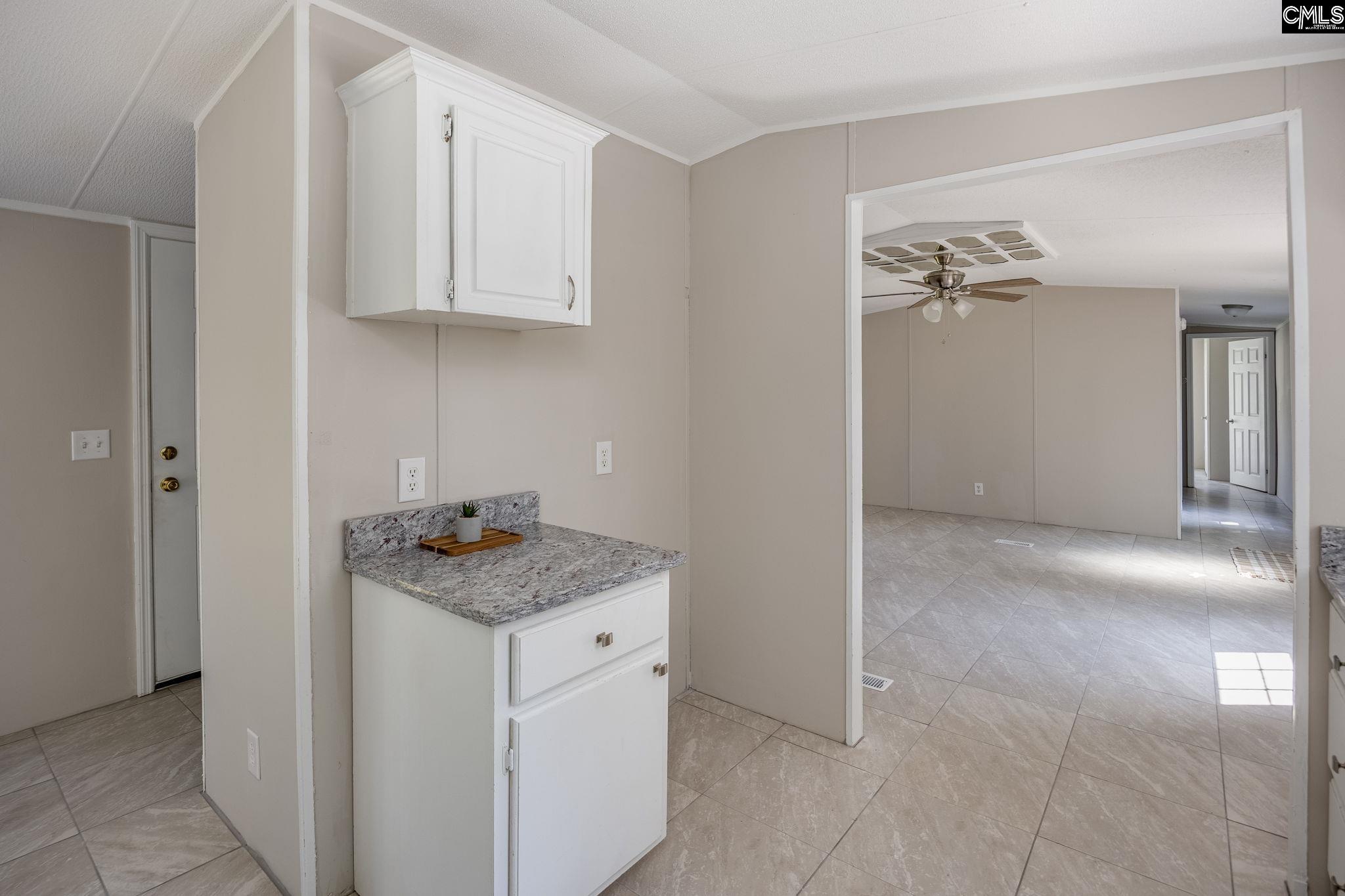 1527 Middlepen Road Orangeburg, SC 29115