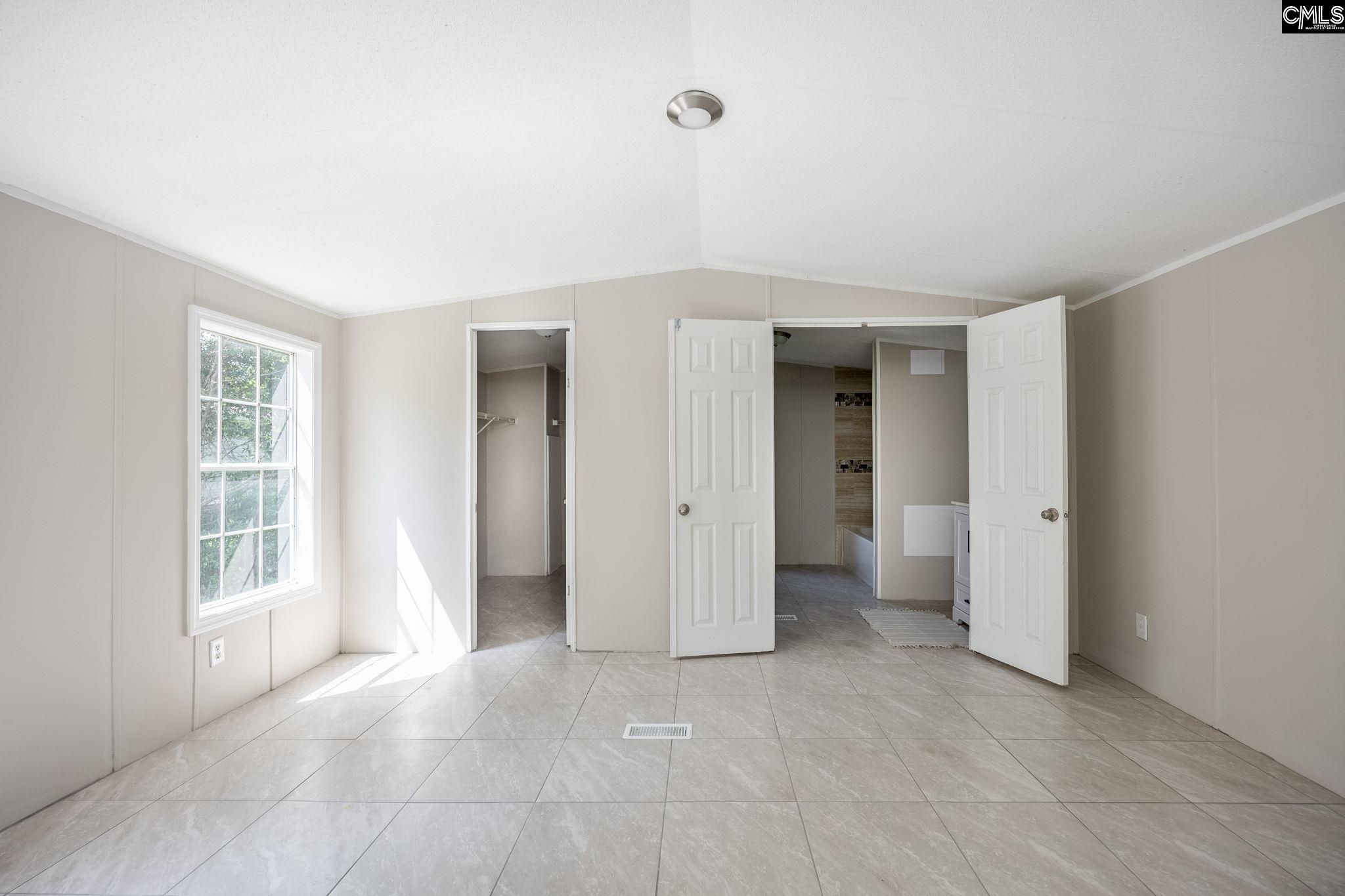 1527 Middlepen Road Orangeburg, SC 29115