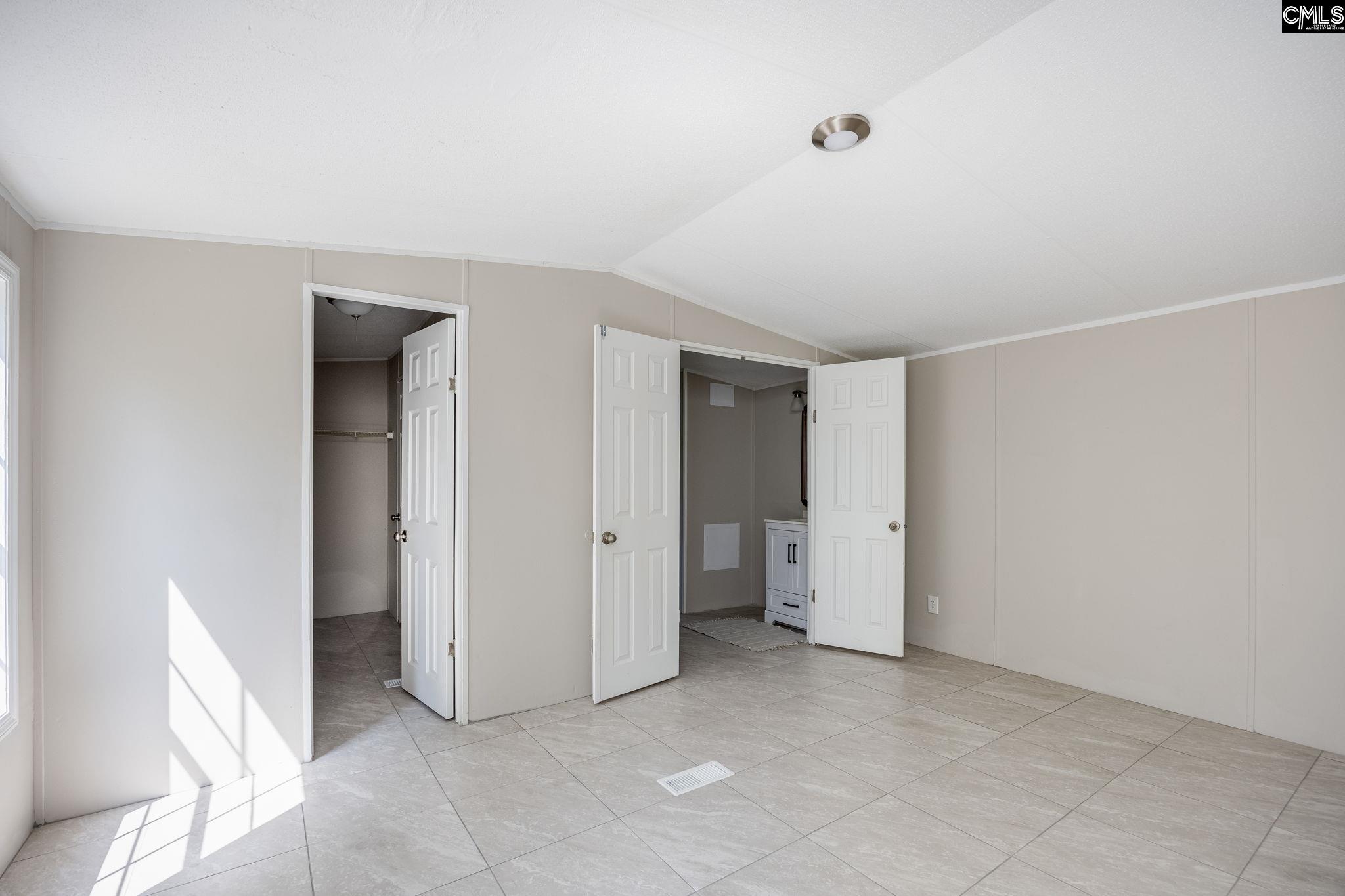 1527 Middlepen Road Orangeburg, SC 29115