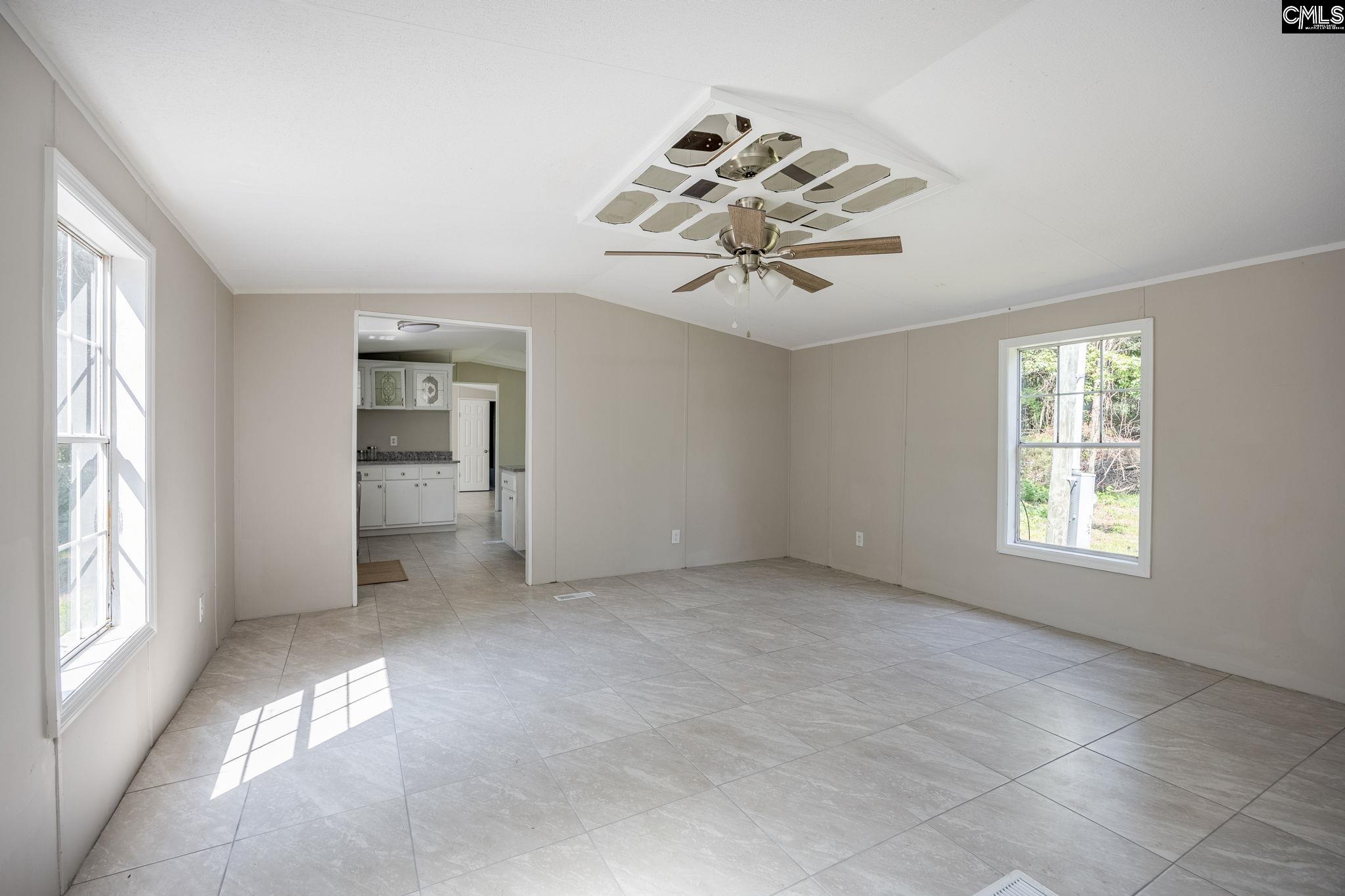 1527 Middlepen Road Orangeburg, SC 29115