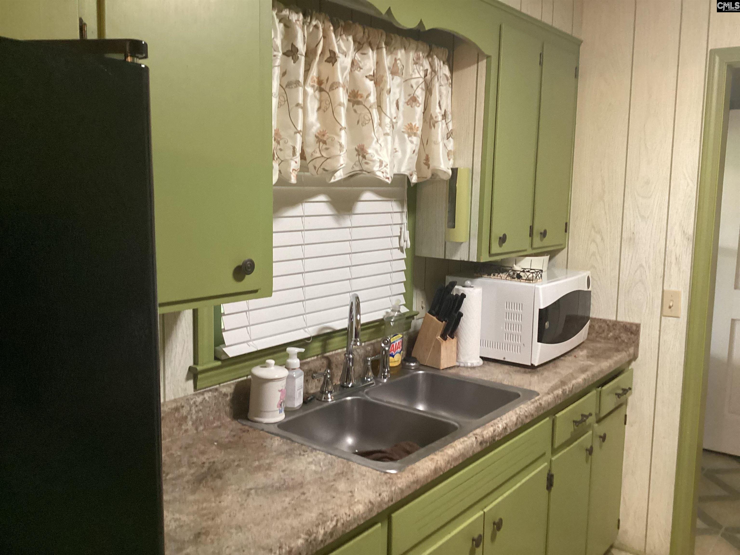 321 Lucky Road Bishopville, SC 29010