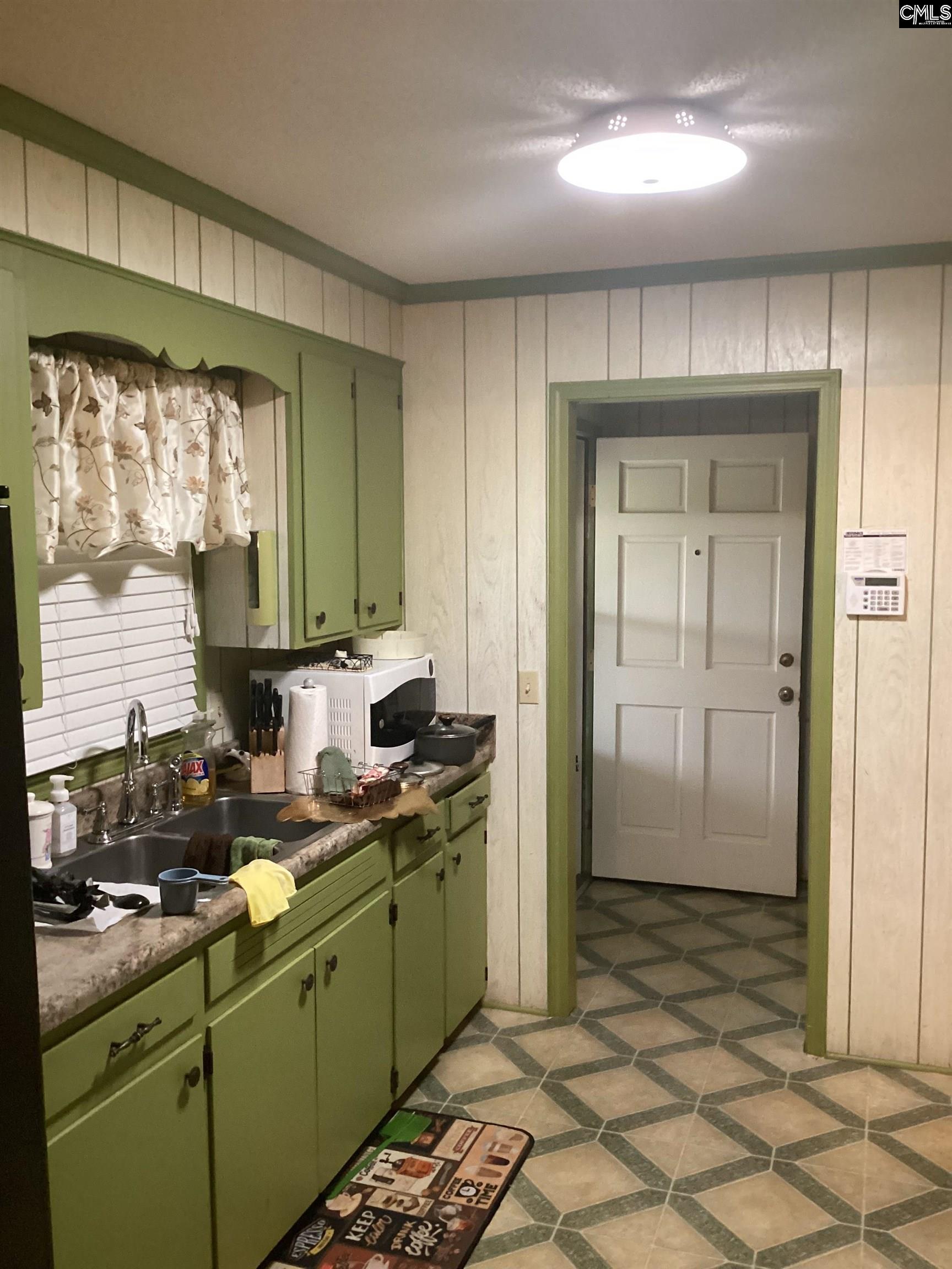 321 Lucky Road Bishopville, SC 29010