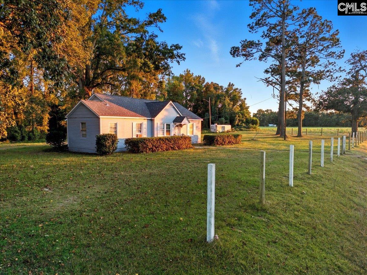 171 S Darlington Highway Bishopville, SC 29010