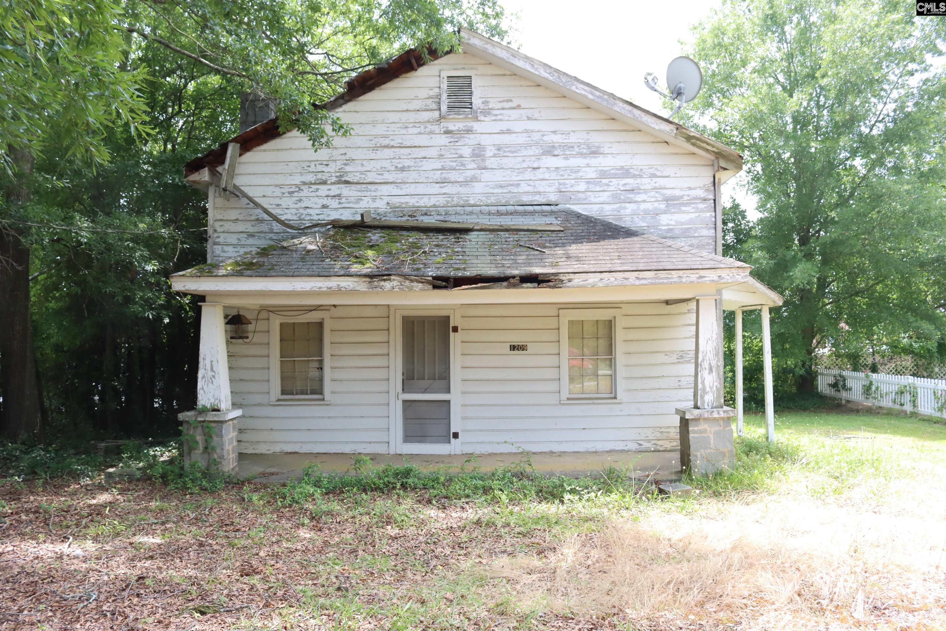 1209 Graham Street Newberry, SC 29108