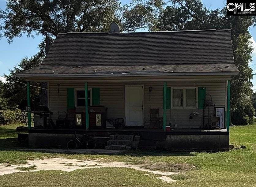 323 Railroad Avenue Branchville, SC 29432