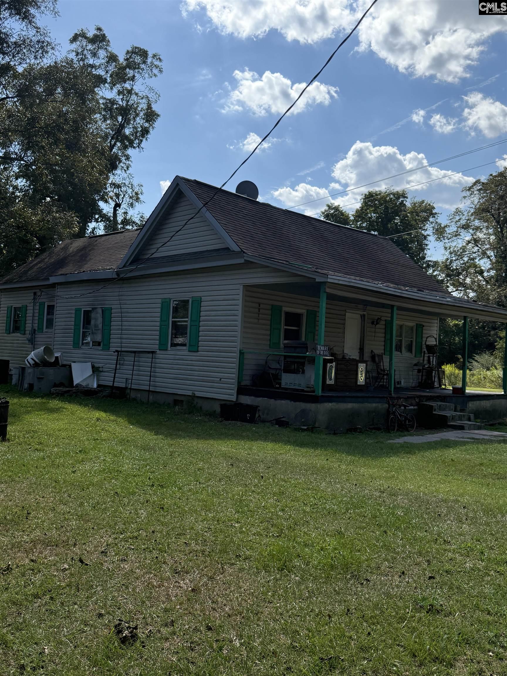 323 Railroad Avenue Branchville, SC 29432