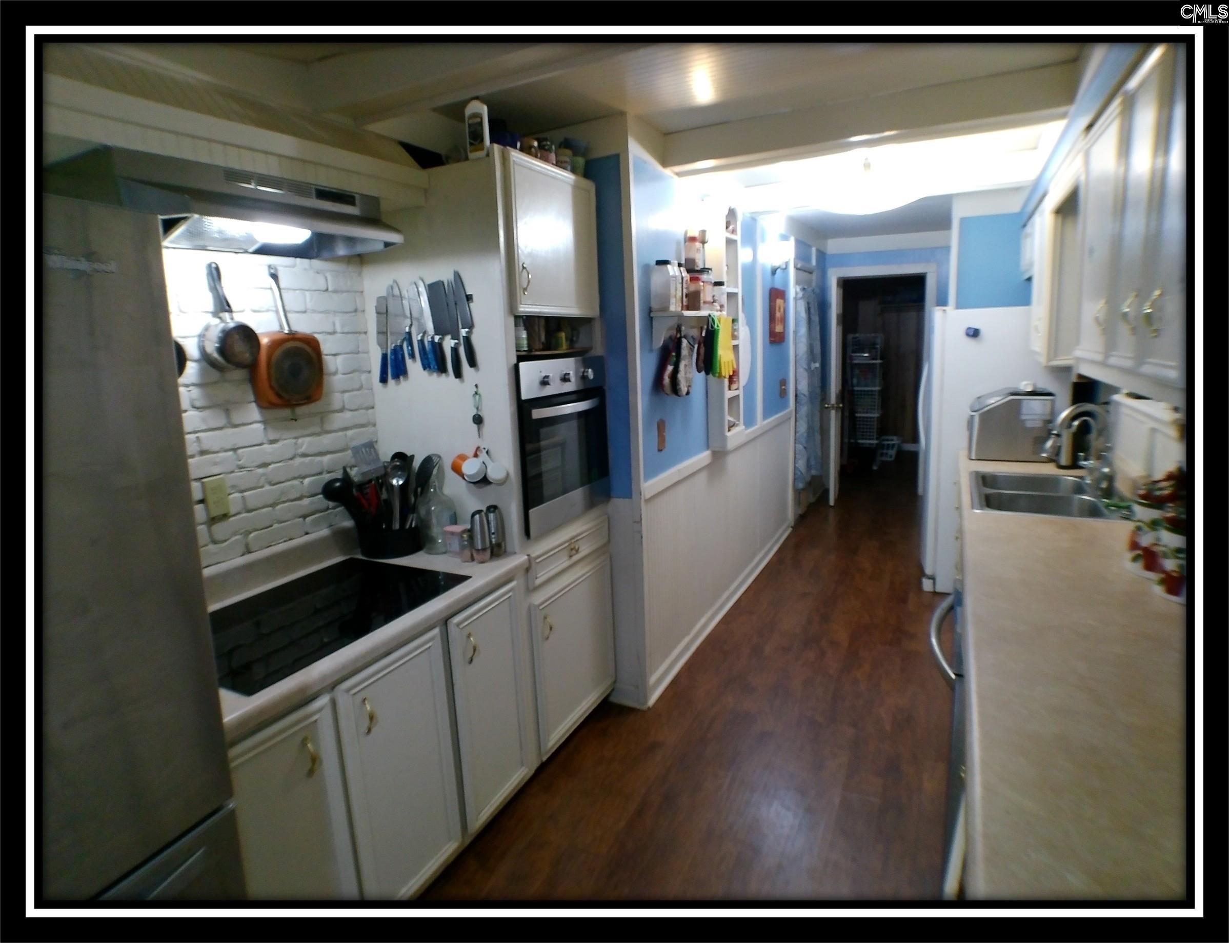 1123 Pine Street West Columbia, SC 29172