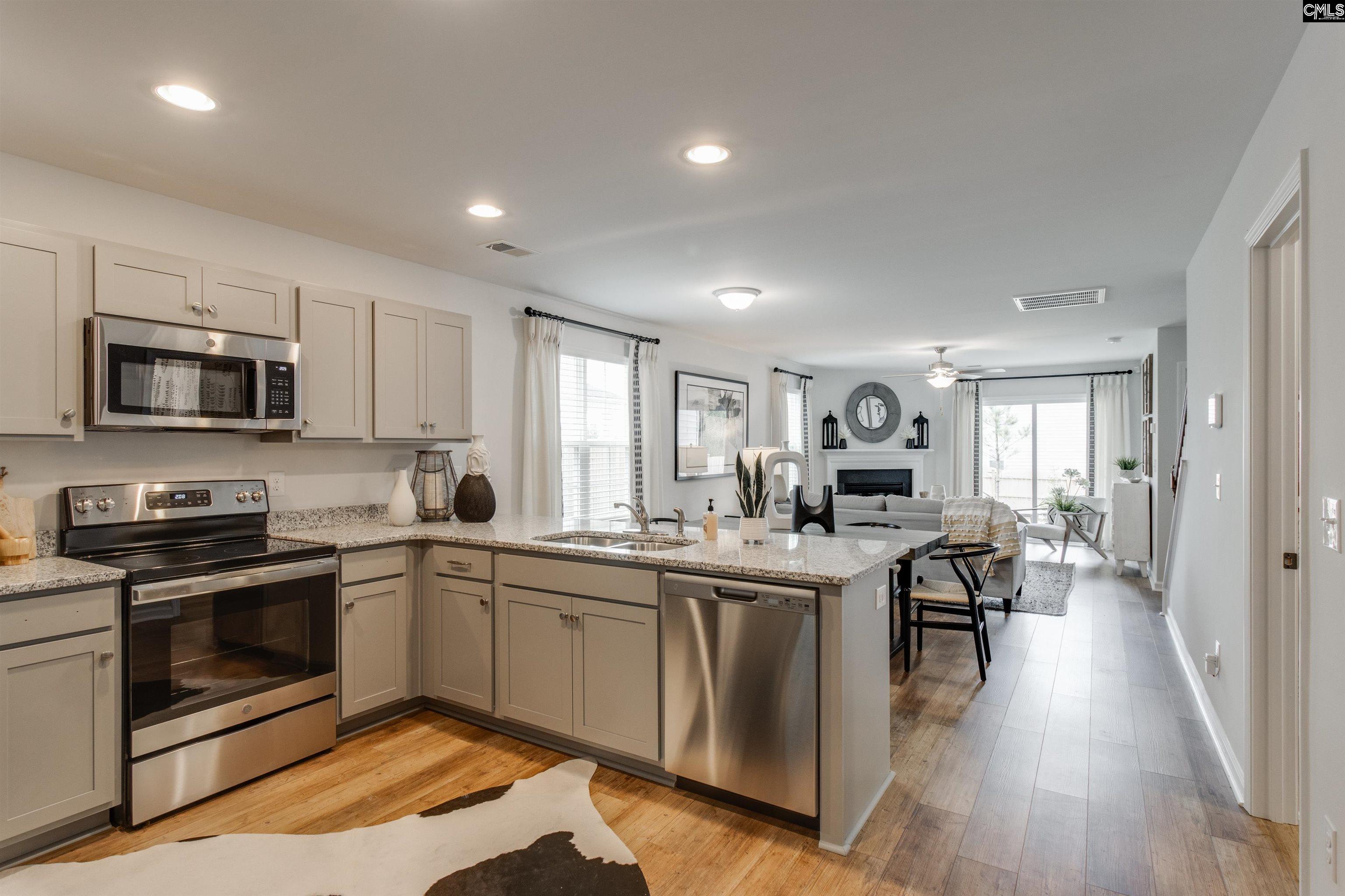 199 Laurinton Farms Drive Hopkins, SC 29061
