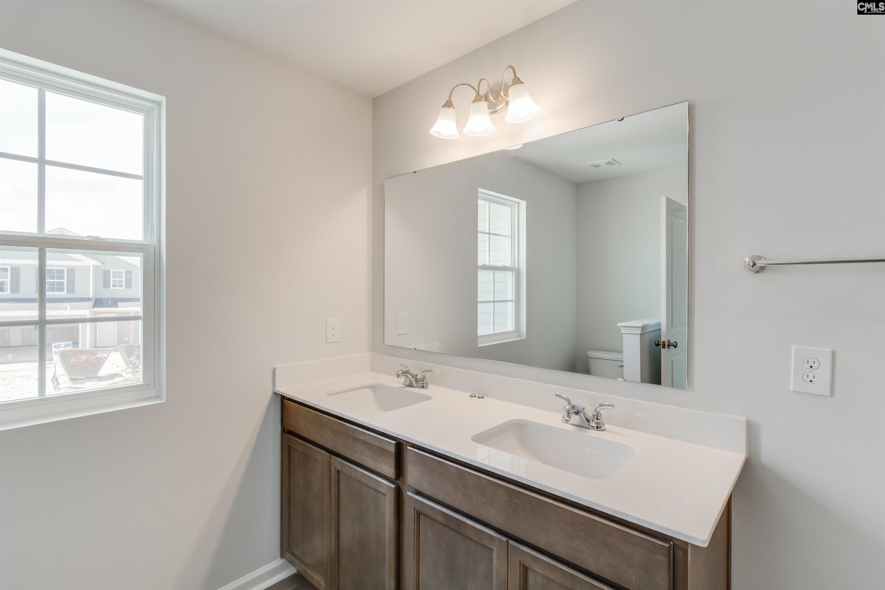 207 Laurinton Farms Drive Hopkins, SC 29061