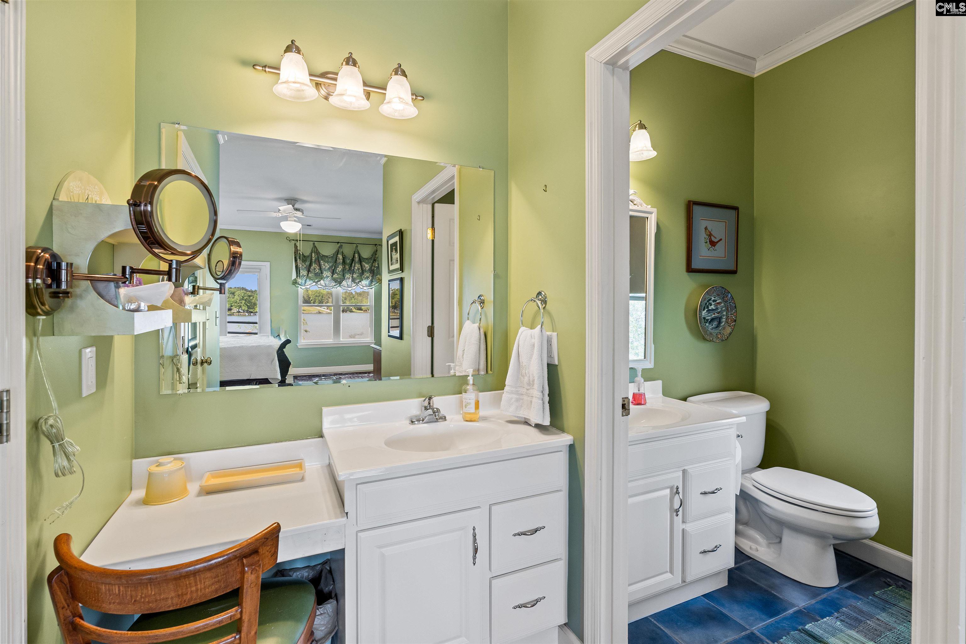 1724 Gold Nugget Point Prosperity, SC 29127