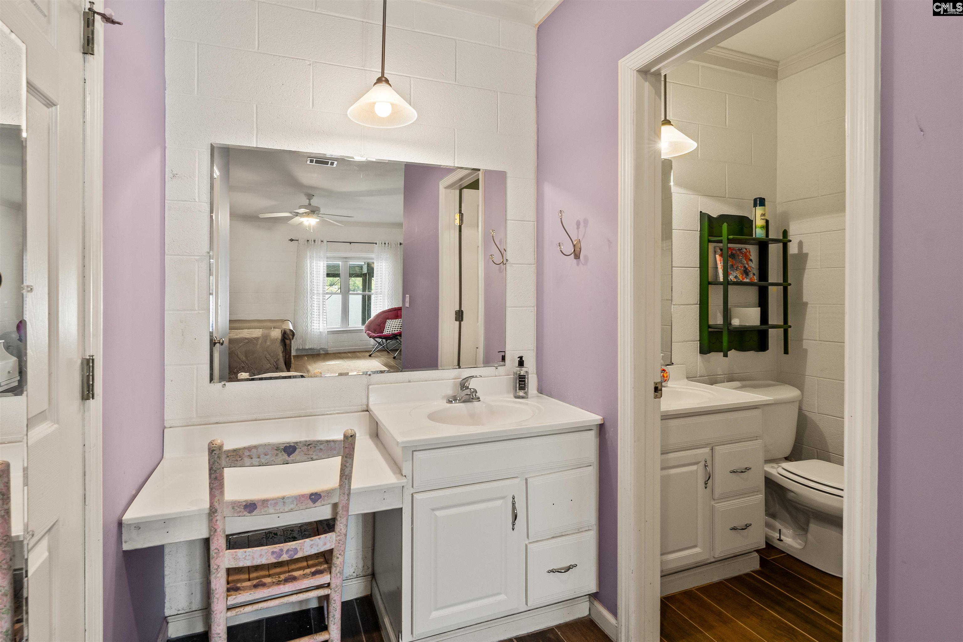 1724 Gold Nugget Point Prosperity, SC 29127