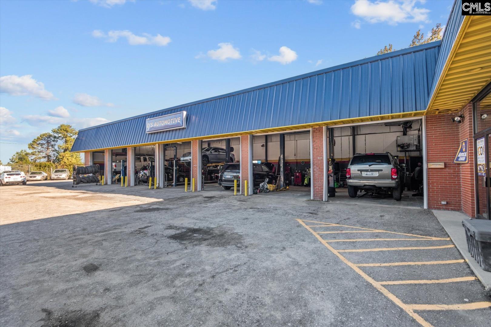 2428 Decker Boulevard Columbia, SC 29206