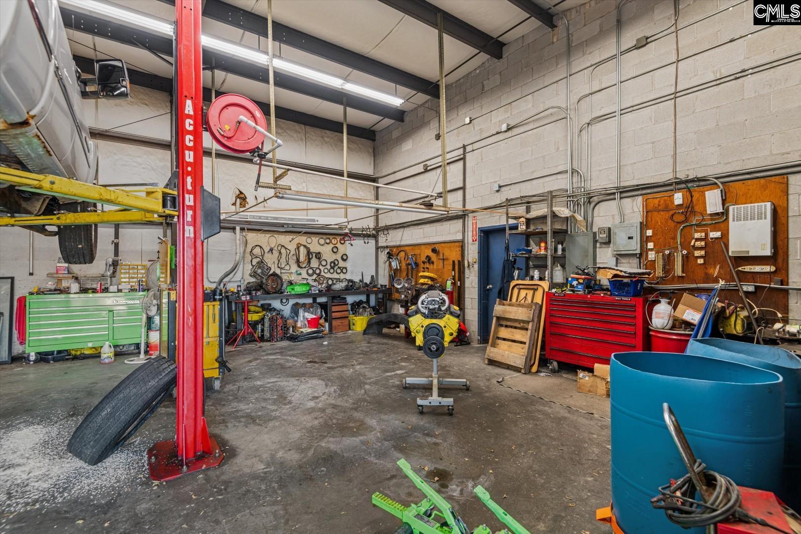 2428 Decker Boulevard Columbia, SC 29206