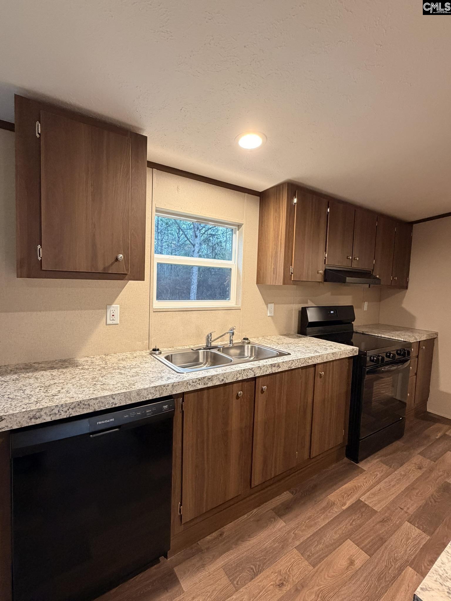 136 Carlton Drive Batesburg, SC 29006