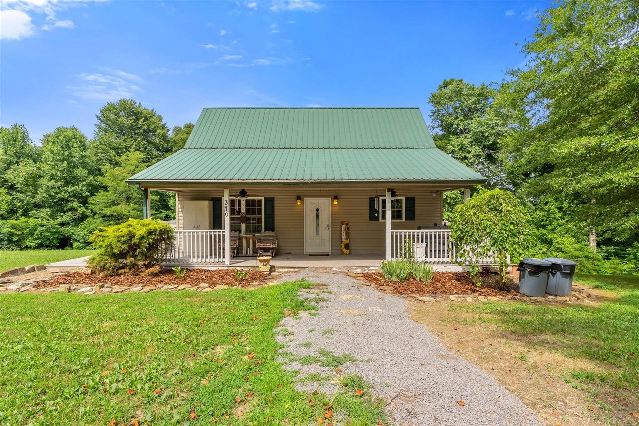 370 Goat Dock Road, Russell Springs, KY 