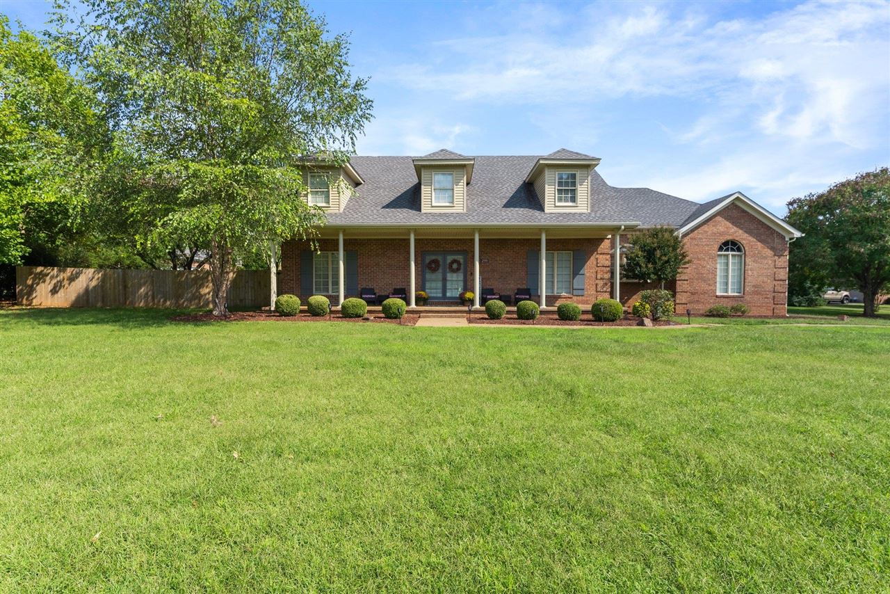299 Spindletop Drive, Bowling Green, KY 42104