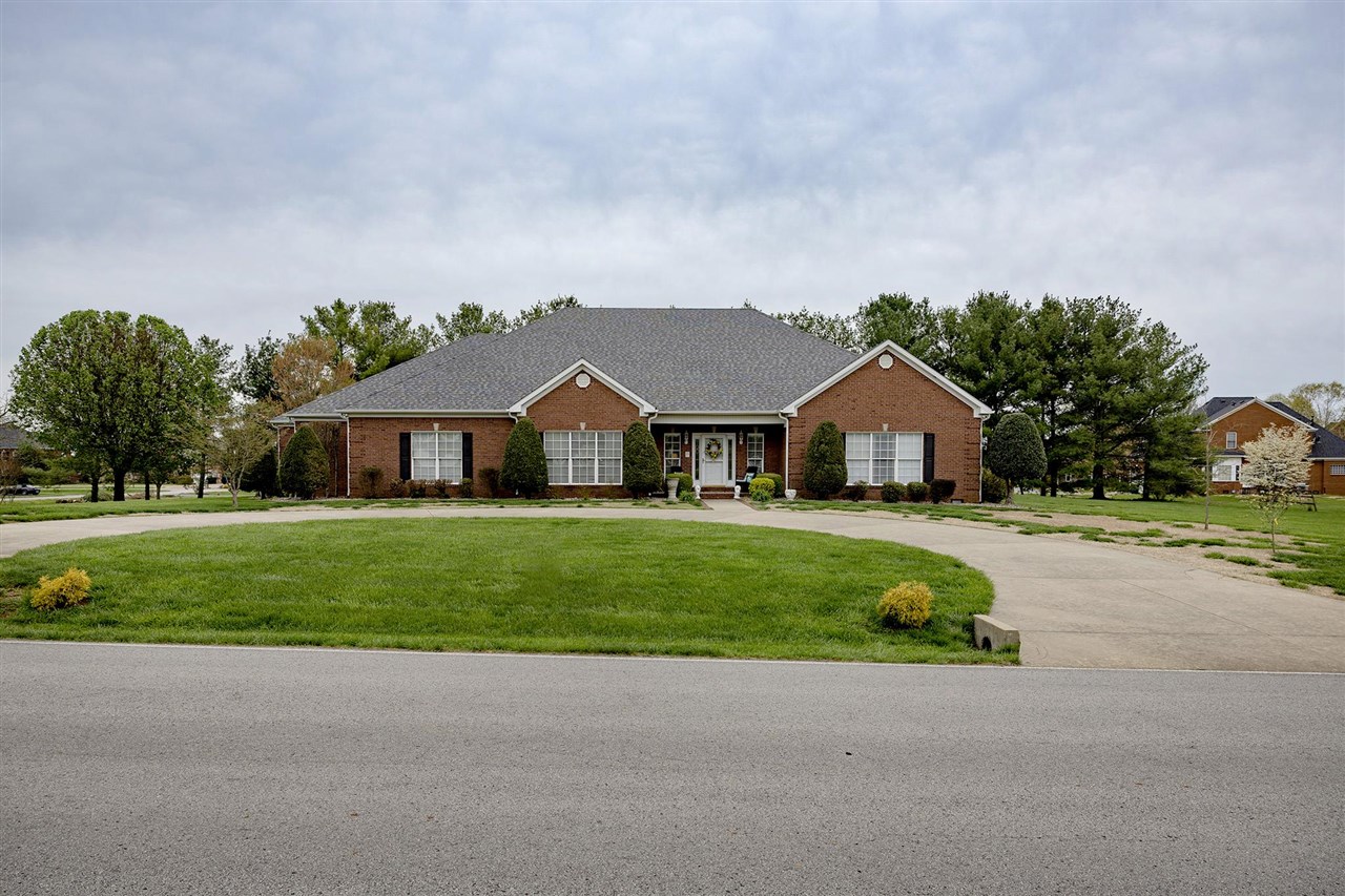 372 Neal Howell Road, Bowling Green, KY 42104