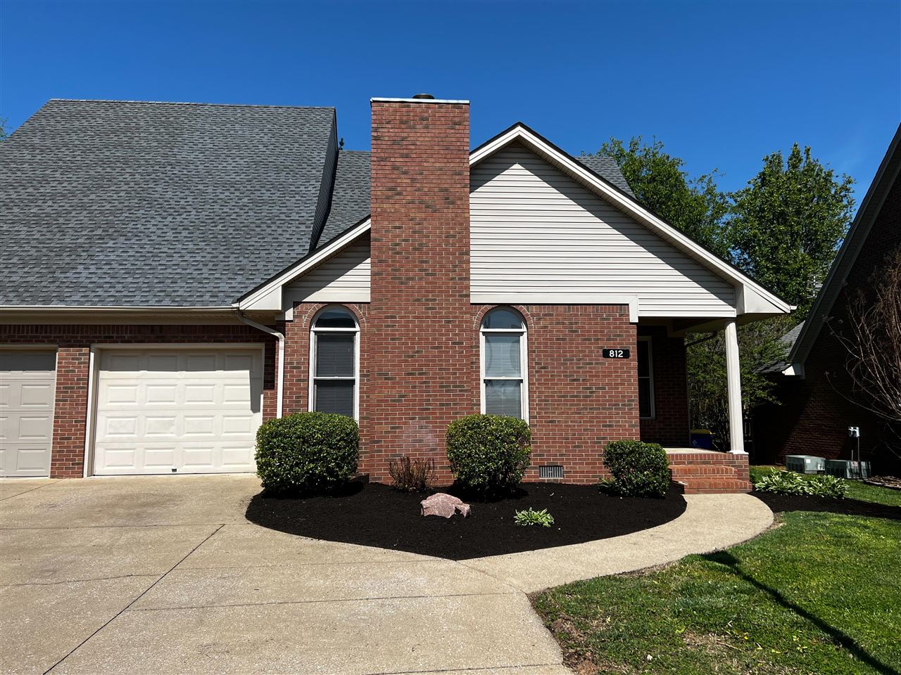 812 Steeplechase Way, Bowling Green, KY 