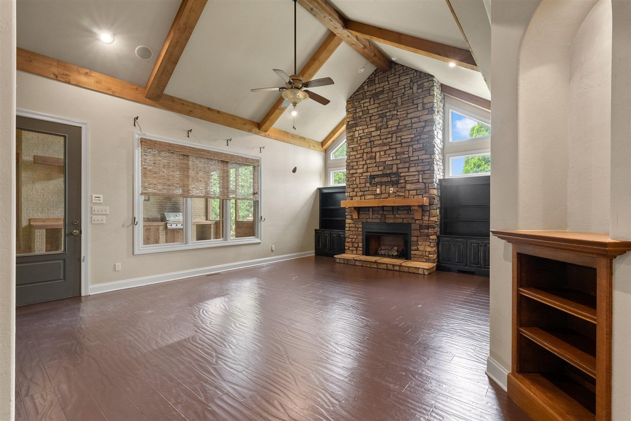 327 Traditions Boulevard, Bowling Green, Kentucky