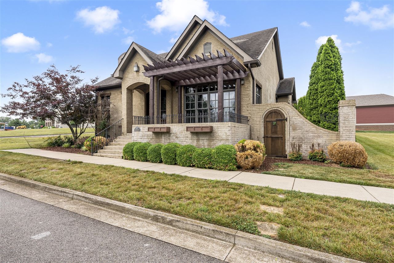 327 Traditions Boulevard, Bowling Green, Kentucky