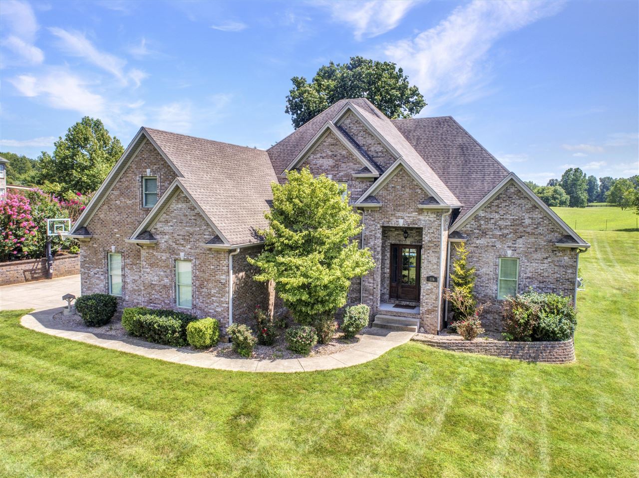 116 Fountain Trace Drive, Bowling Green, KY 42103