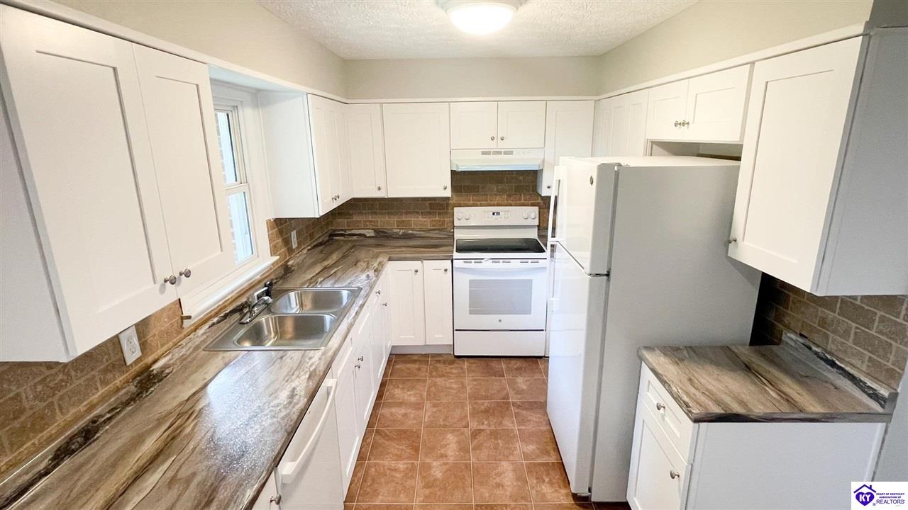 Listing Picture 110 Ford Street Campbellsville, KY 42718 MLS HK23002885