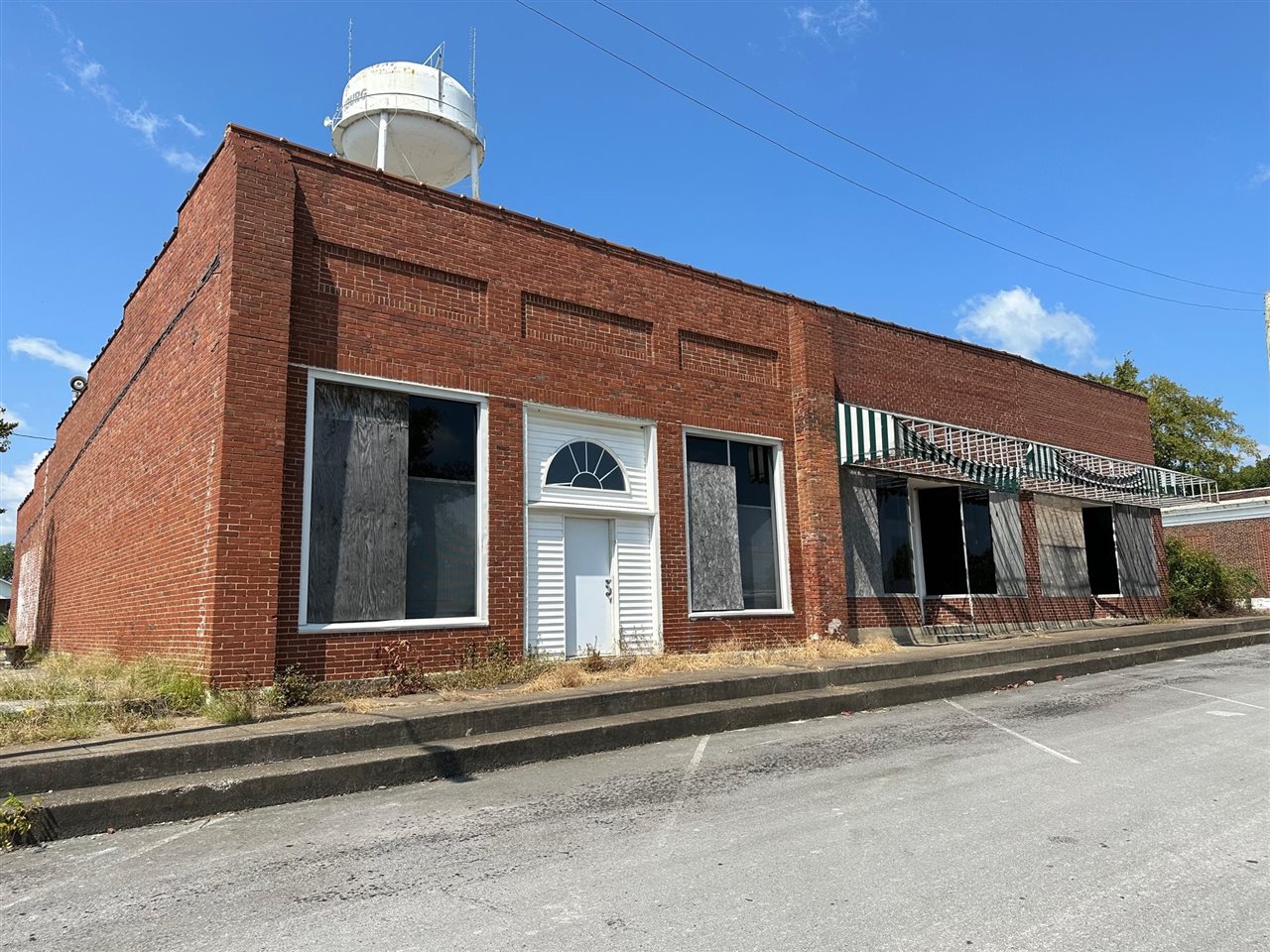 189 Front Street, Lewisburg, KY 42256