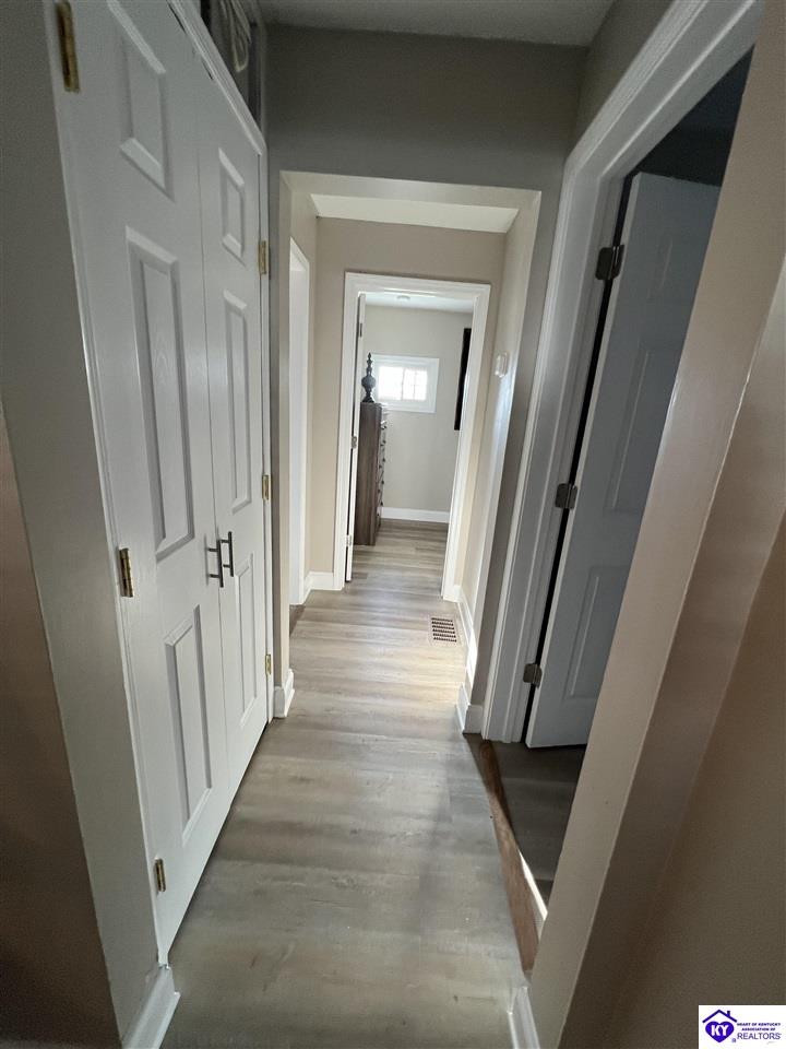 Listing Picture 109 Helm Avenue Elizabethtown, KY 42701 MLS HK23003133