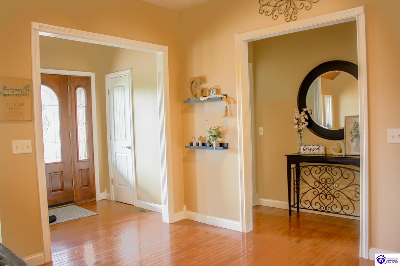 Listing Picture 2543 Springfield Road Elizabethtown, KY 42701 MLS HK23003422