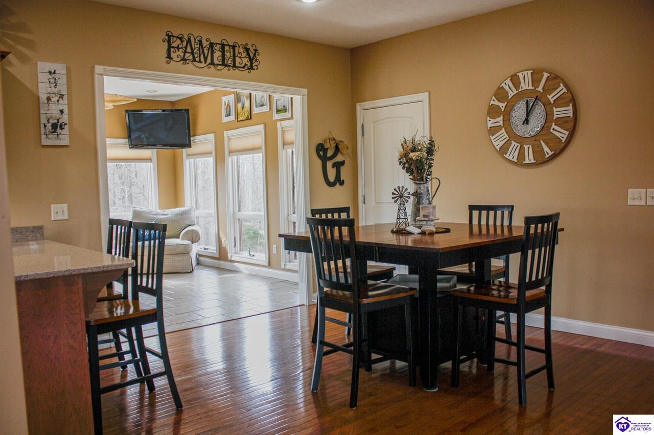 Listing Picture 2543 Springfield Road Elizabethtown, KY 42701 MLS HK23003422