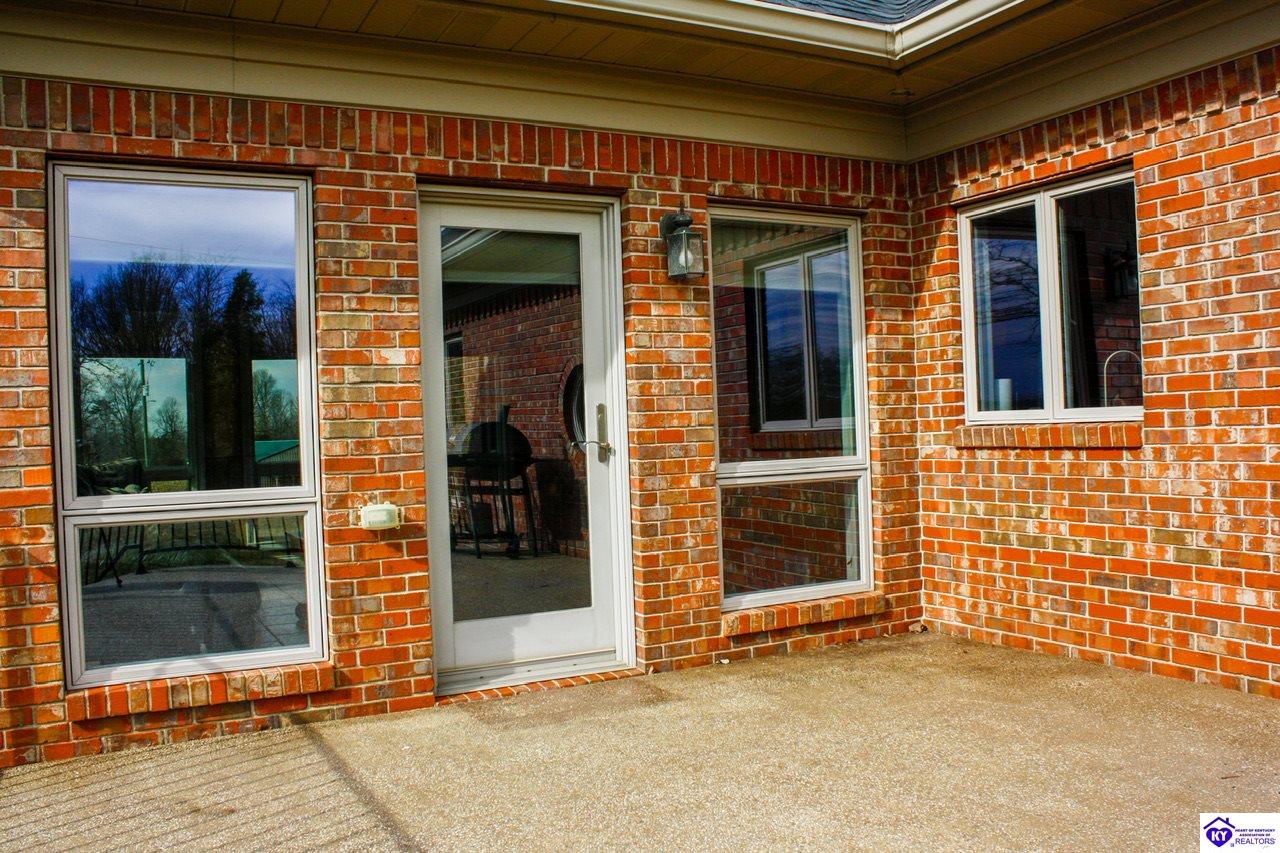 Listing Picture 2543 Springfield Road Elizabethtown, KY 42701 MLS HK23003422