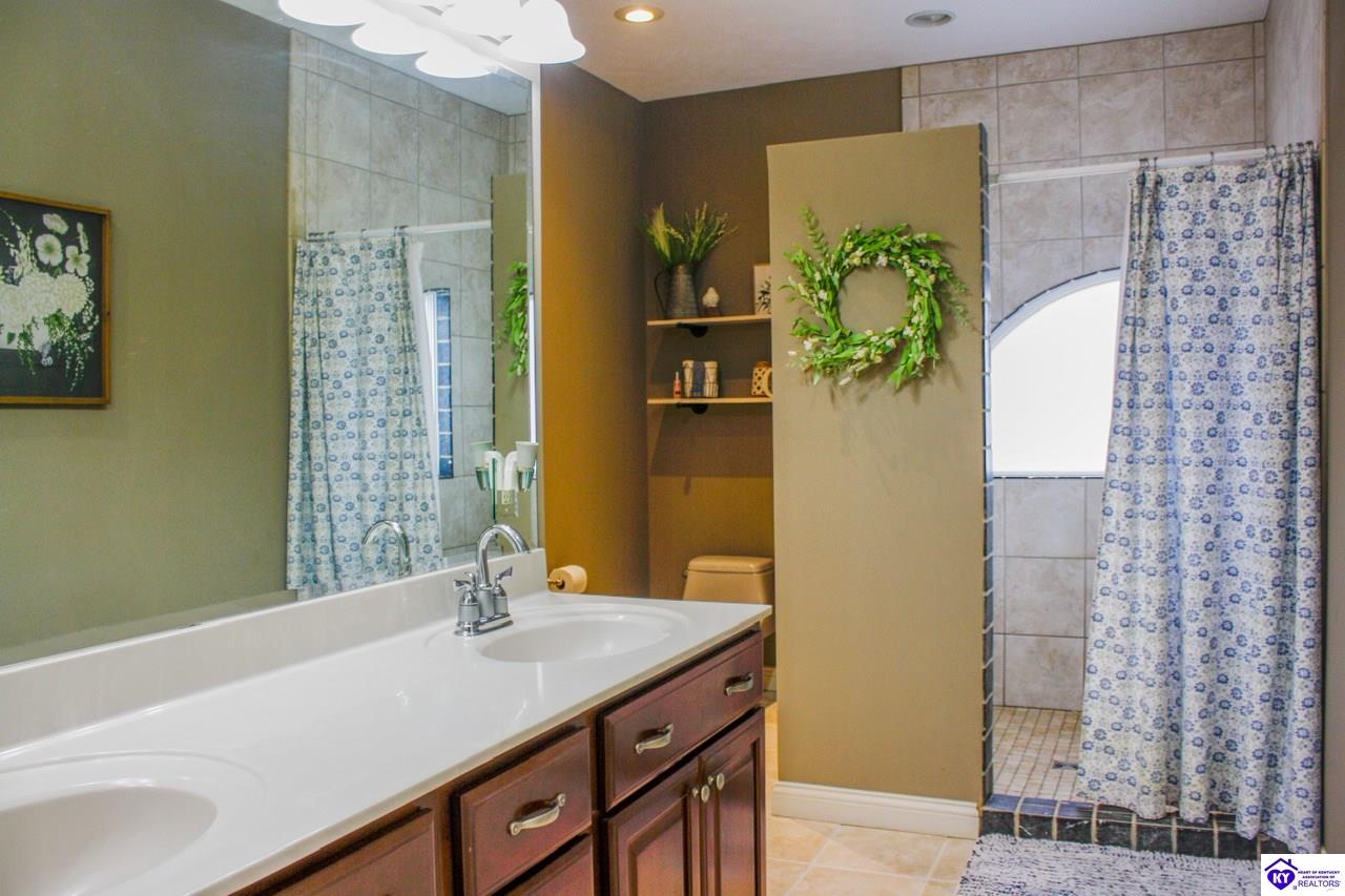 Listing Picture 2543 Springfield Road Elizabethtown, KY 42701 MLS HK23003422