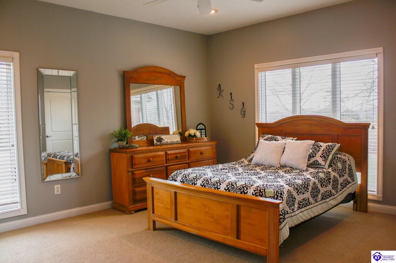 Listing Picture 2543 Springfield Road Elizabethtown, KY 42701 MLS HK23003422