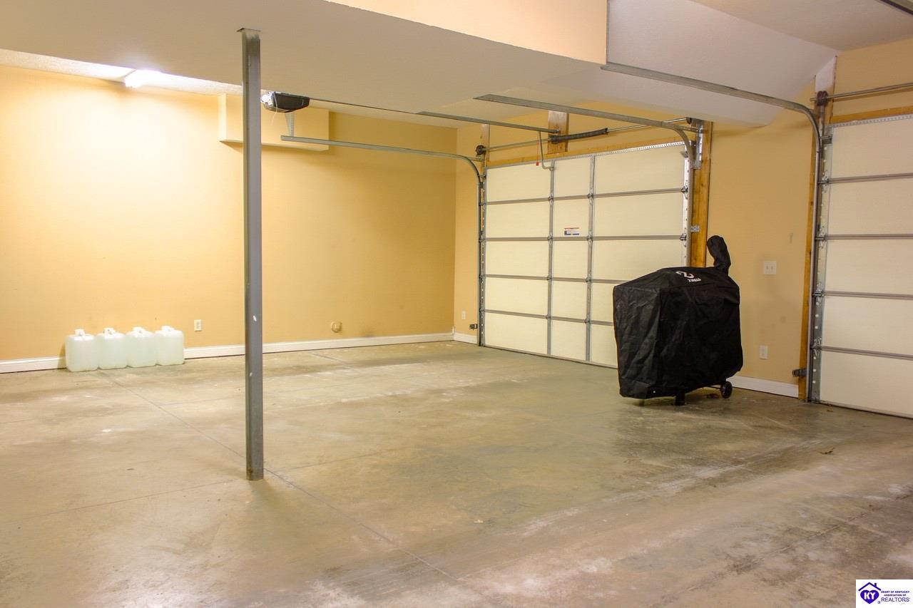 Listing Picture 2543 Springfield Road Elizabethtown, KY 42701 MLS HK23003422