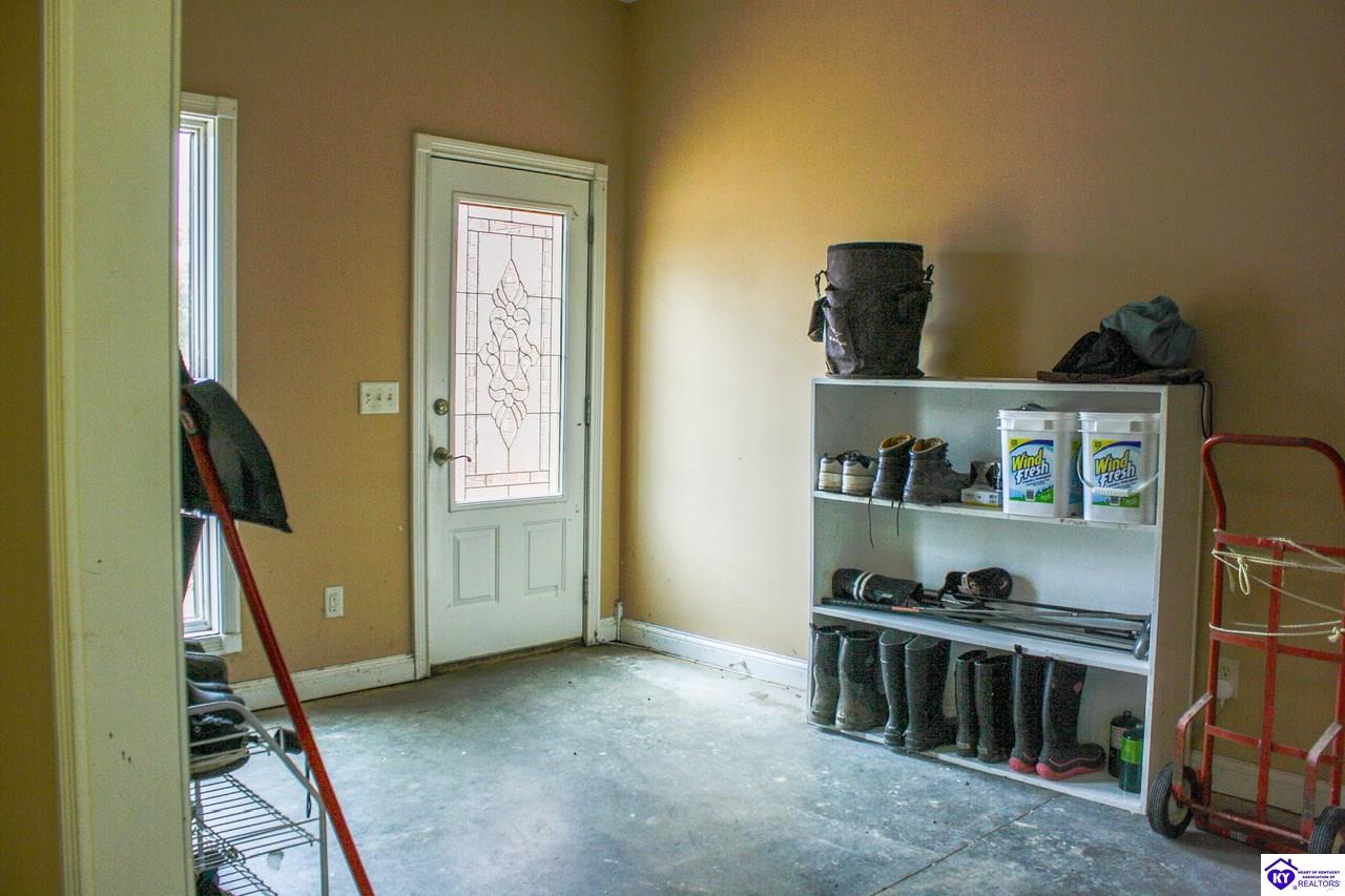 Listing Picture 2543 Springfield Road Elizabethtown, KY 42701 MLS HK23003422