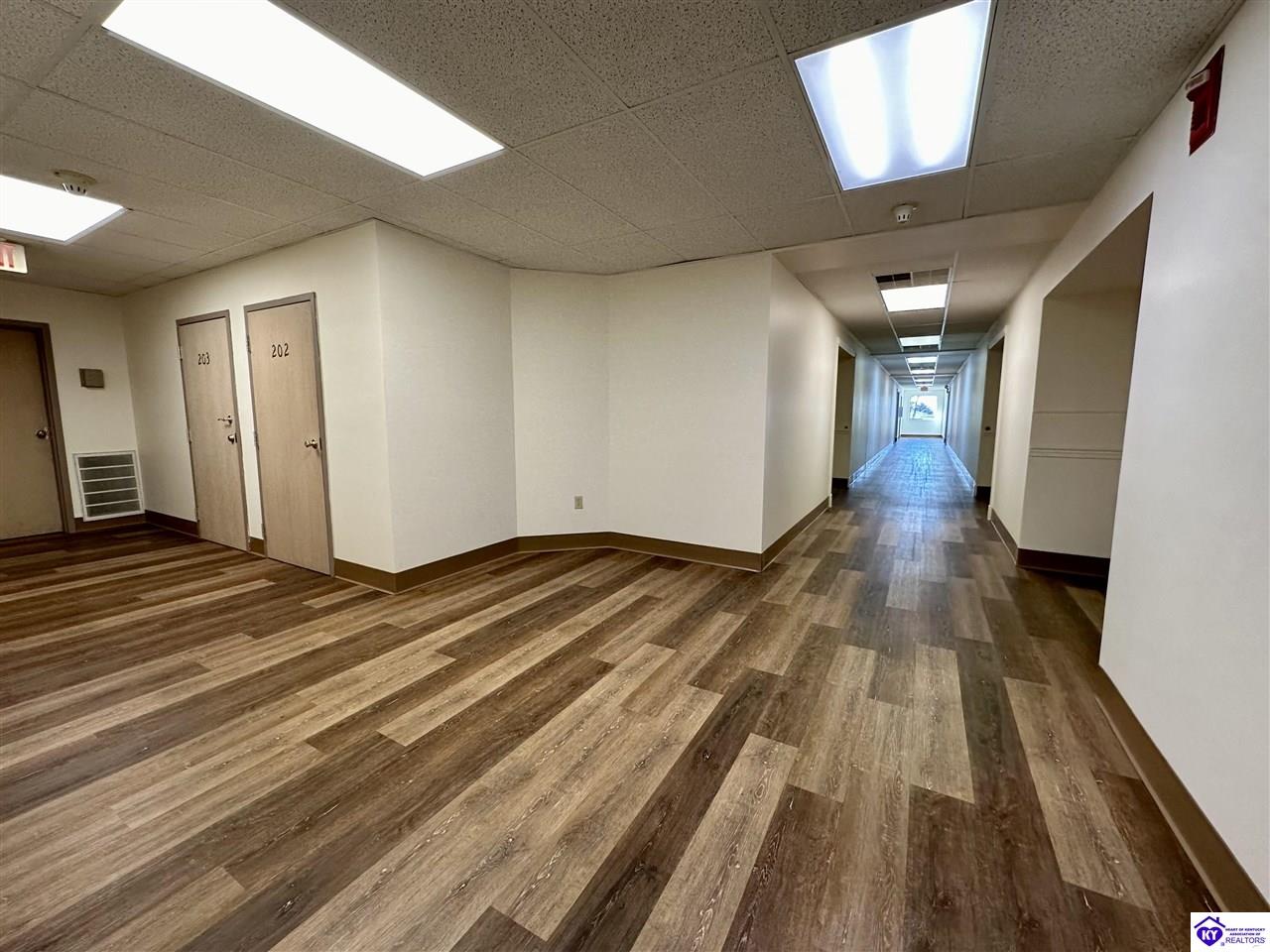 Listing Picture 1230 Woodland Drive Elizabethtown, KY 42701 MLS HK23003956