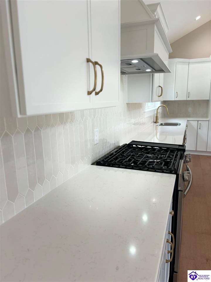 Listing Picture 1006 Deer Park Campbellsville, KY 42718 MLS HK23004127