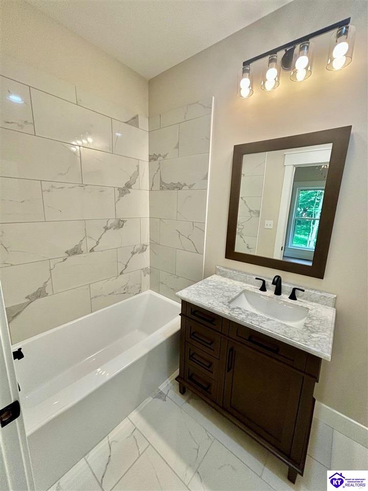 Listing Picture 1006 Deer Park Campbellsville, KY 42718 MLS HK23004127