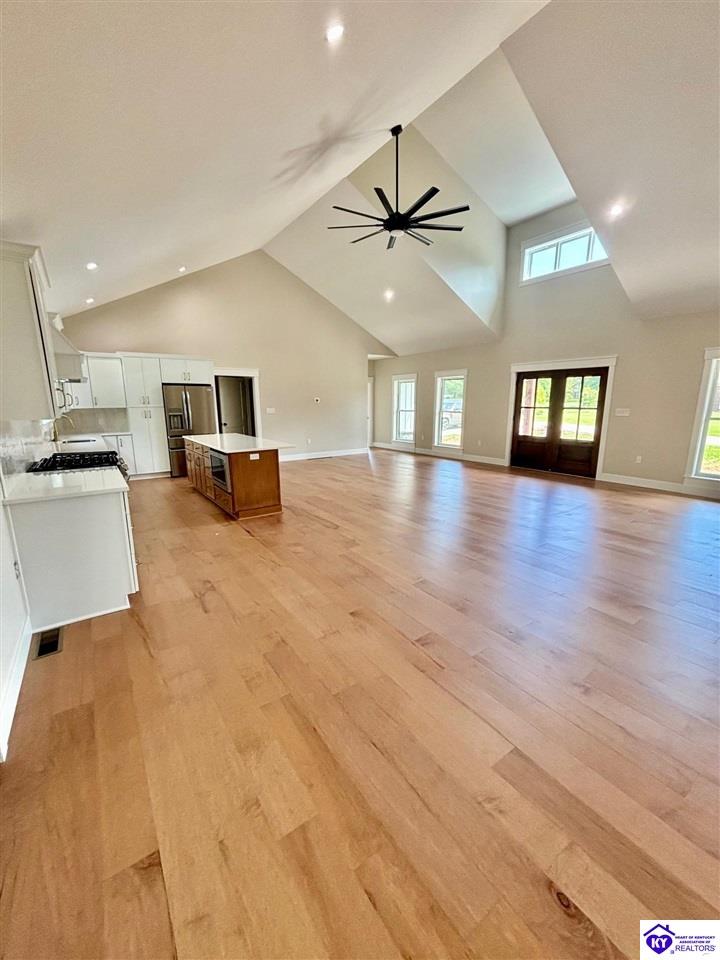 Listing Picture 1006 Deer Park Campbellsville, KY 42718 MLS HK23004127