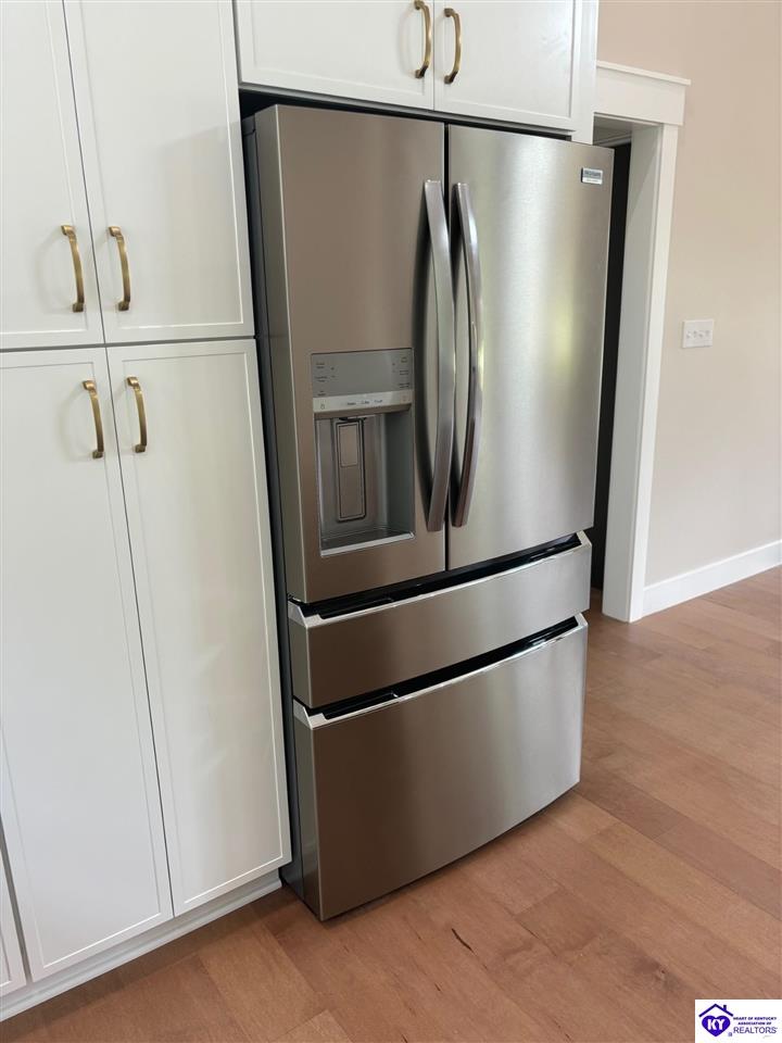 Listing Picture 1006 Deer Park Campbellsville, KY 42718 MLS HK23004127